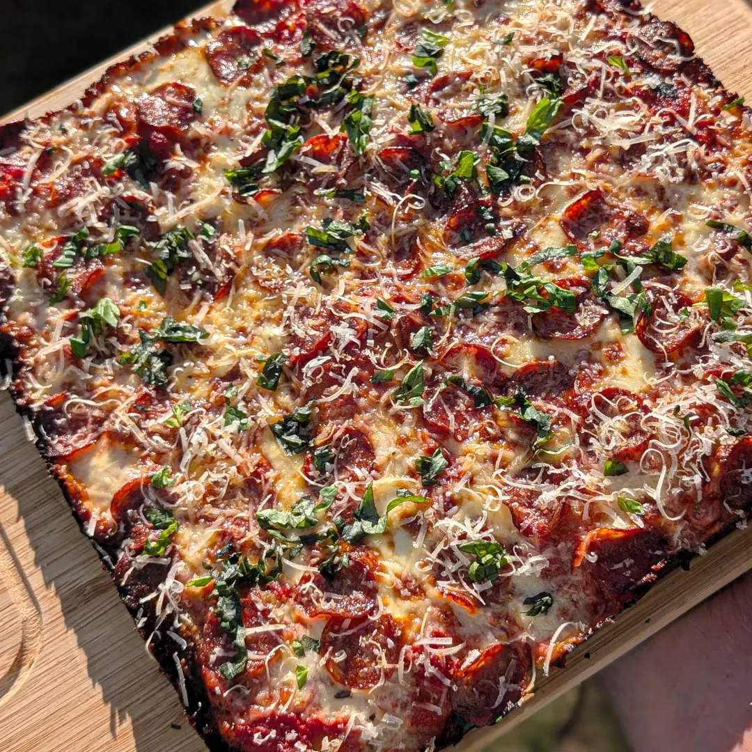 Fontana Maestro 40 Bone White Gas Countertop Pizza Oven - Image 9